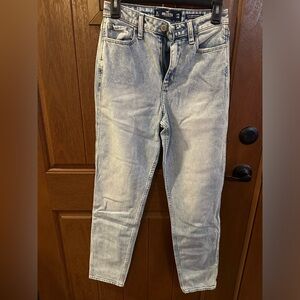 Hollister mom jeans
